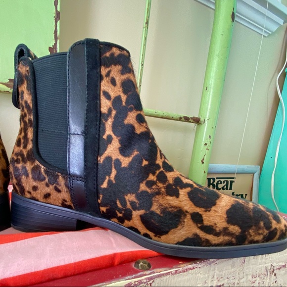 Rockport Larkyn leopard chelsea boot - Picture 5 of 15